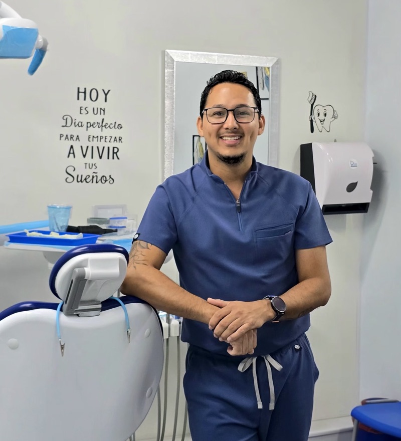 Dr. Jhonattan Alexandr Castrejón